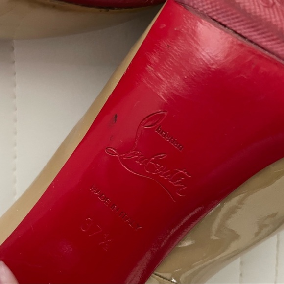 Christian Louboutins Gold Peep Toe Heels - Picture 6 of 7